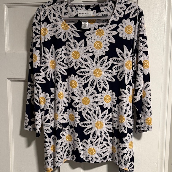 Alfred Dunner Tops - Alfred Dunner Navy and Yellow Floral Long Sleeve Top